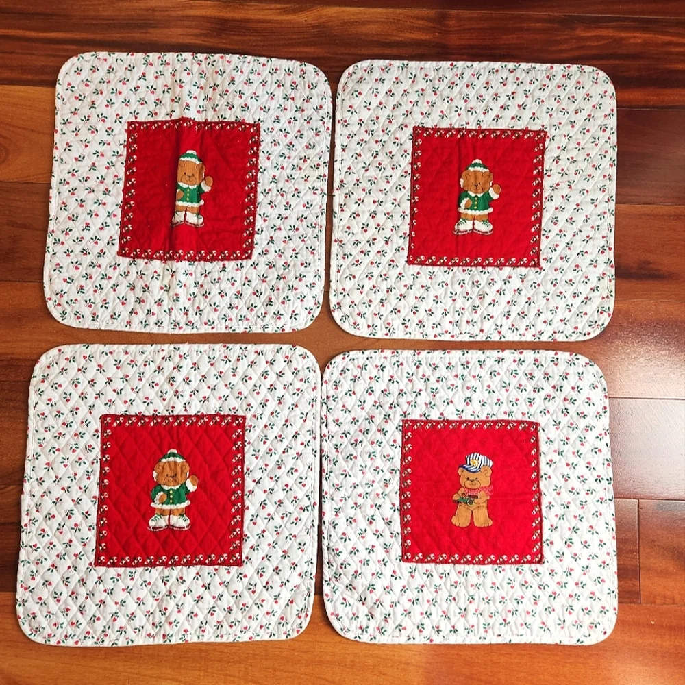 Vintage Teddy Bear Quilted Christmas Placemats